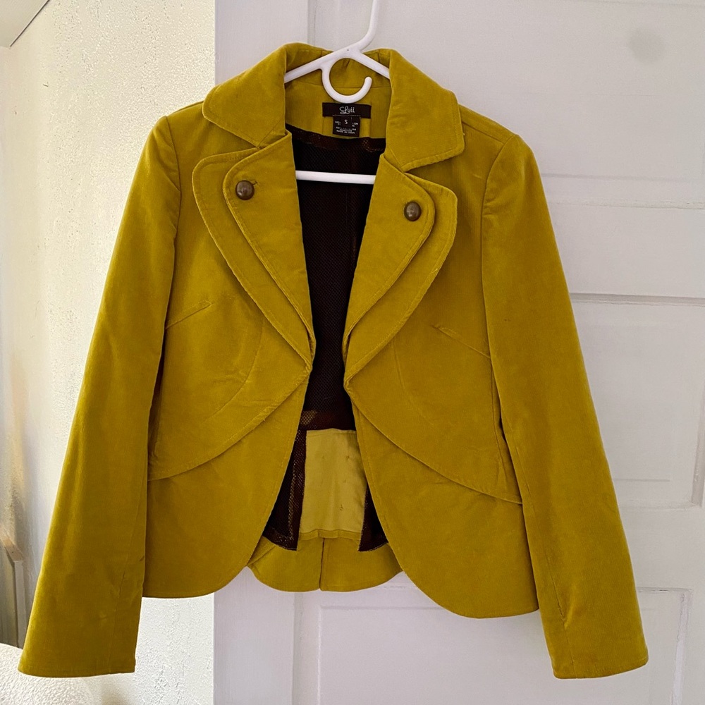 unique Luii brand jacket in mustard/chartreuse